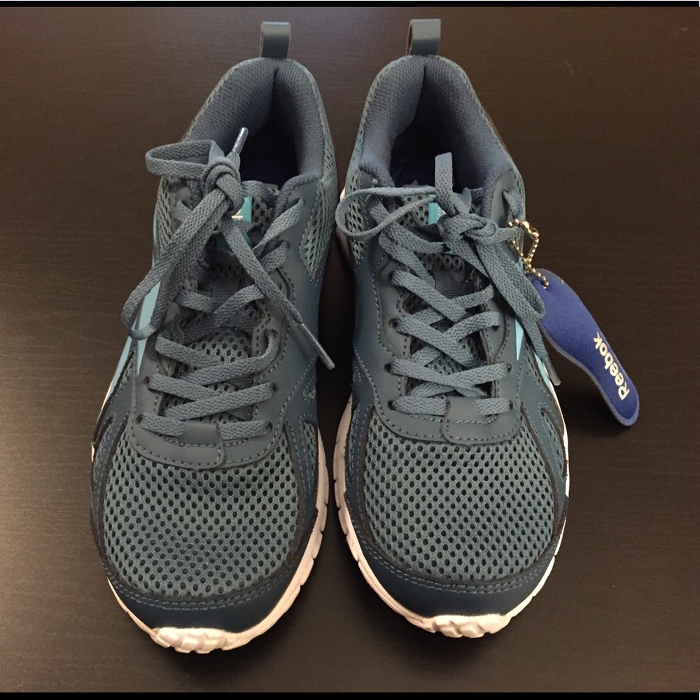 Reebok women running shoes 5.5